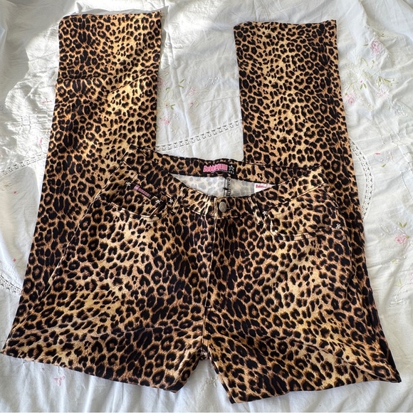 Bubblegum Pants - Bubblegum Wild Leopard Print Pants